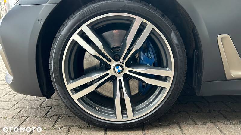 BMW Seria 7 M760Li xDrive - 6