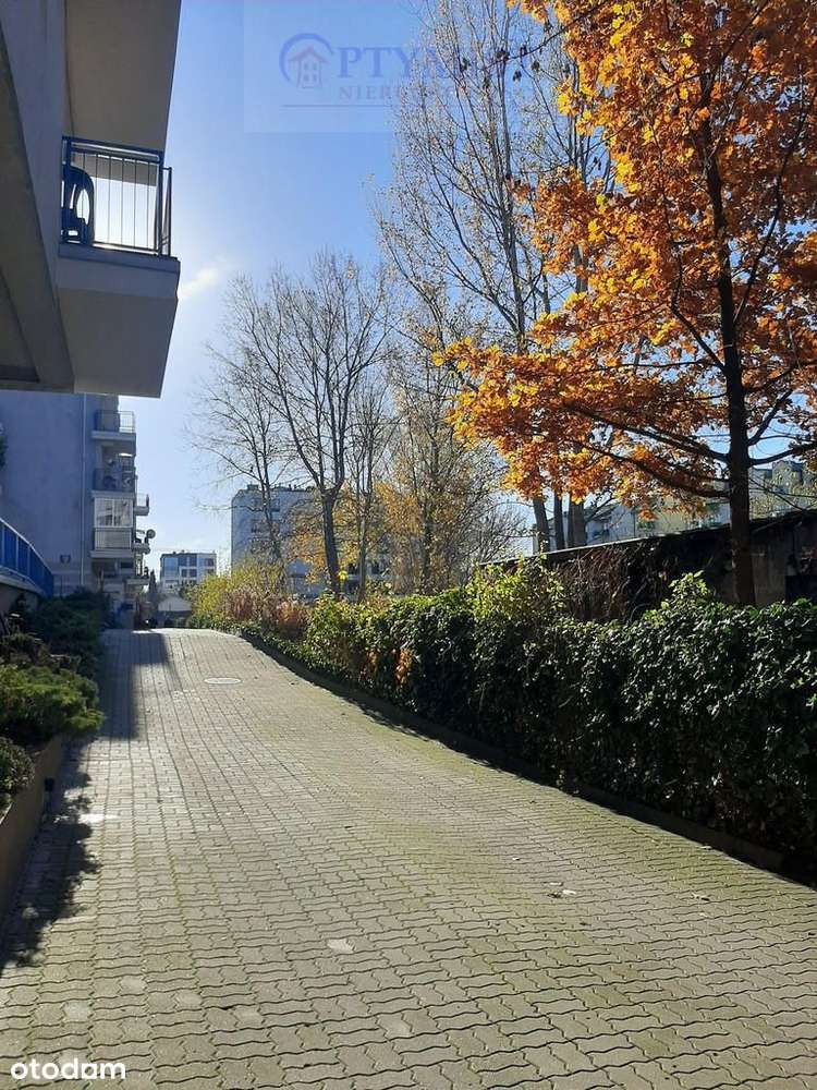 Kawalerka metro Lazurowa-10