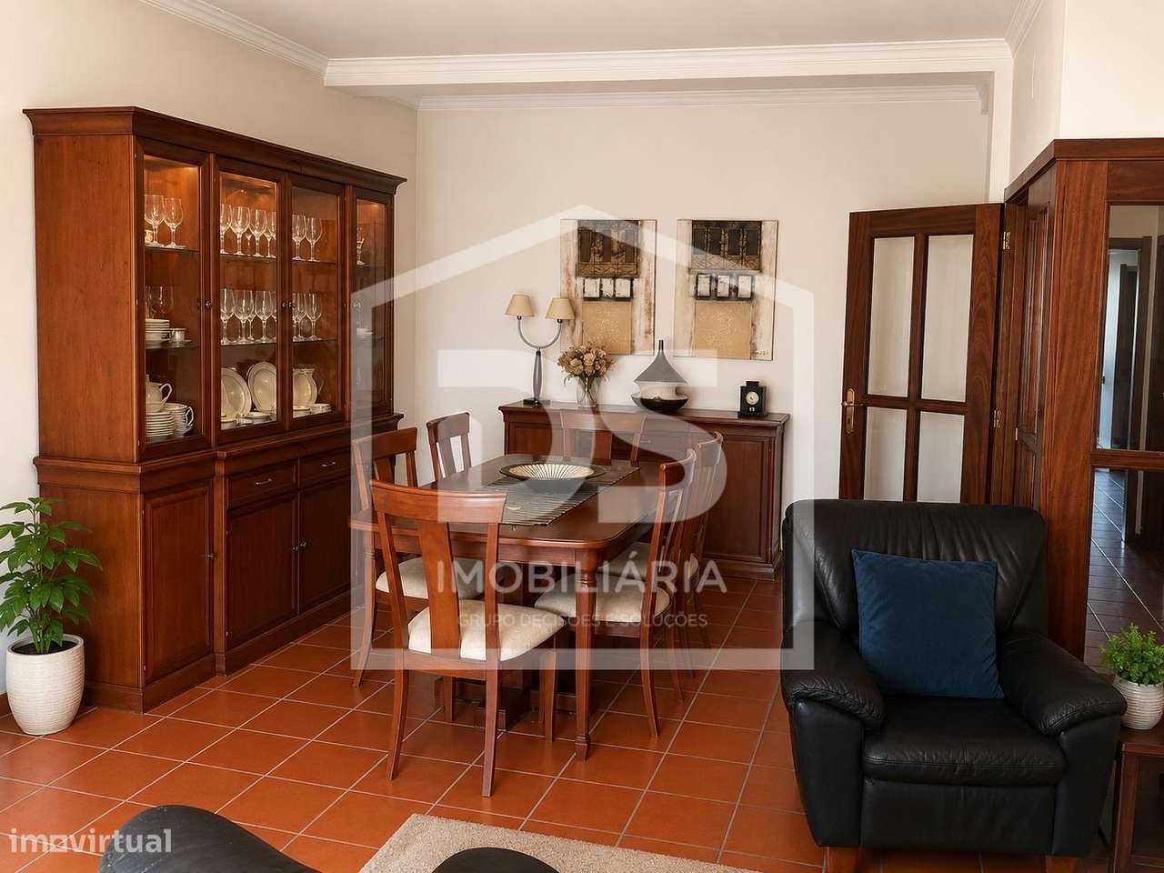 Moradia T4 Premium com Terraço e Garagem - Godim-20