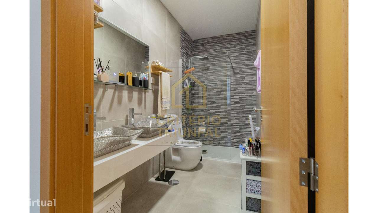 Moradia Geminada T3 em Penafiel-28