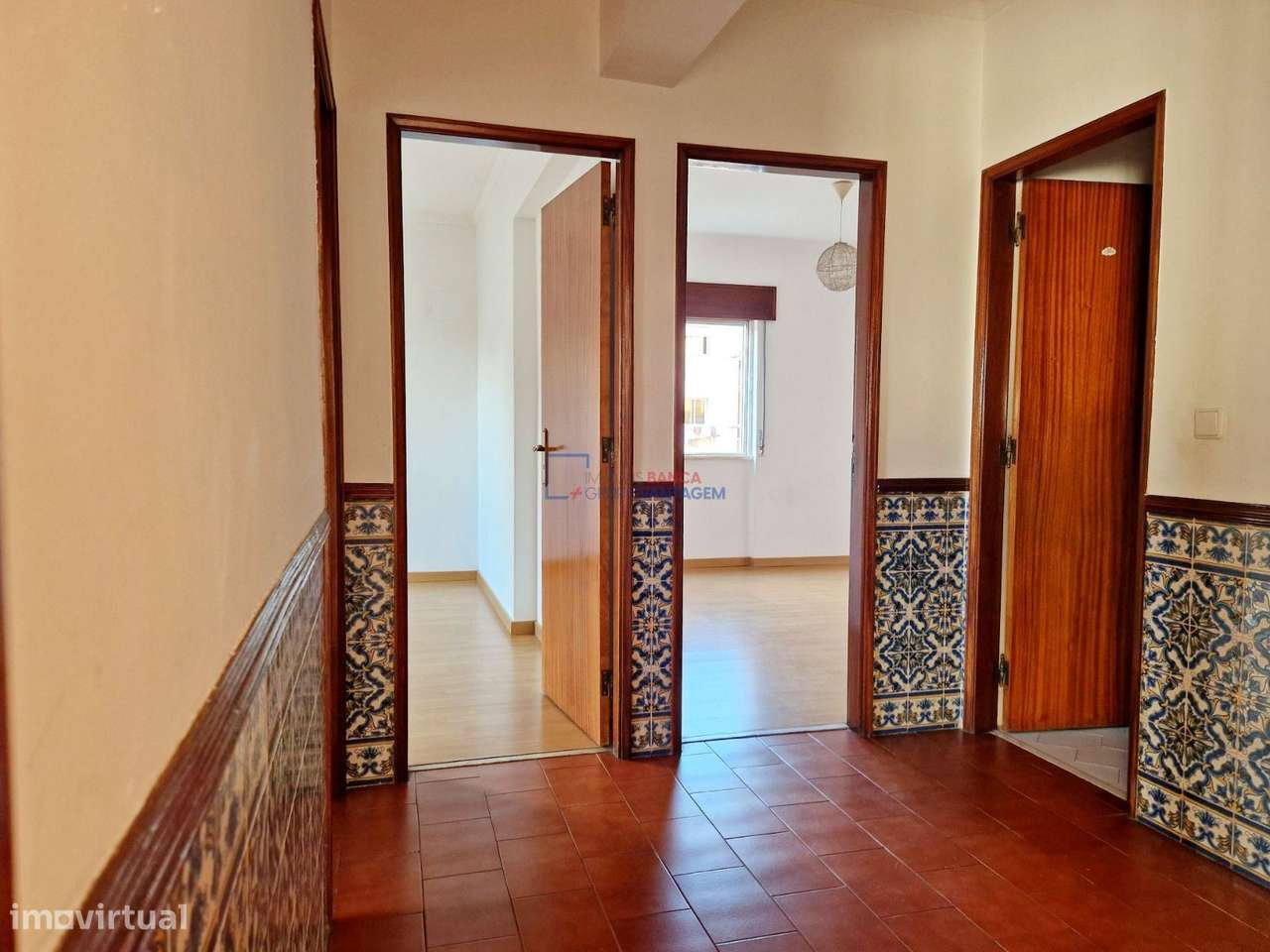 T2 em Rio de Mouro - Grande imagem: 4/25