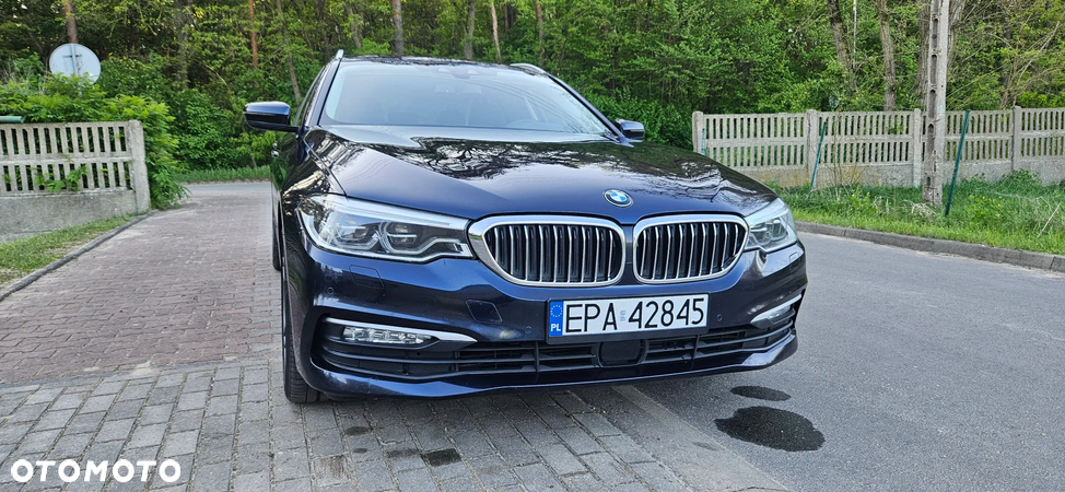 BMW Seria 5 530d xDrive Touring - 22