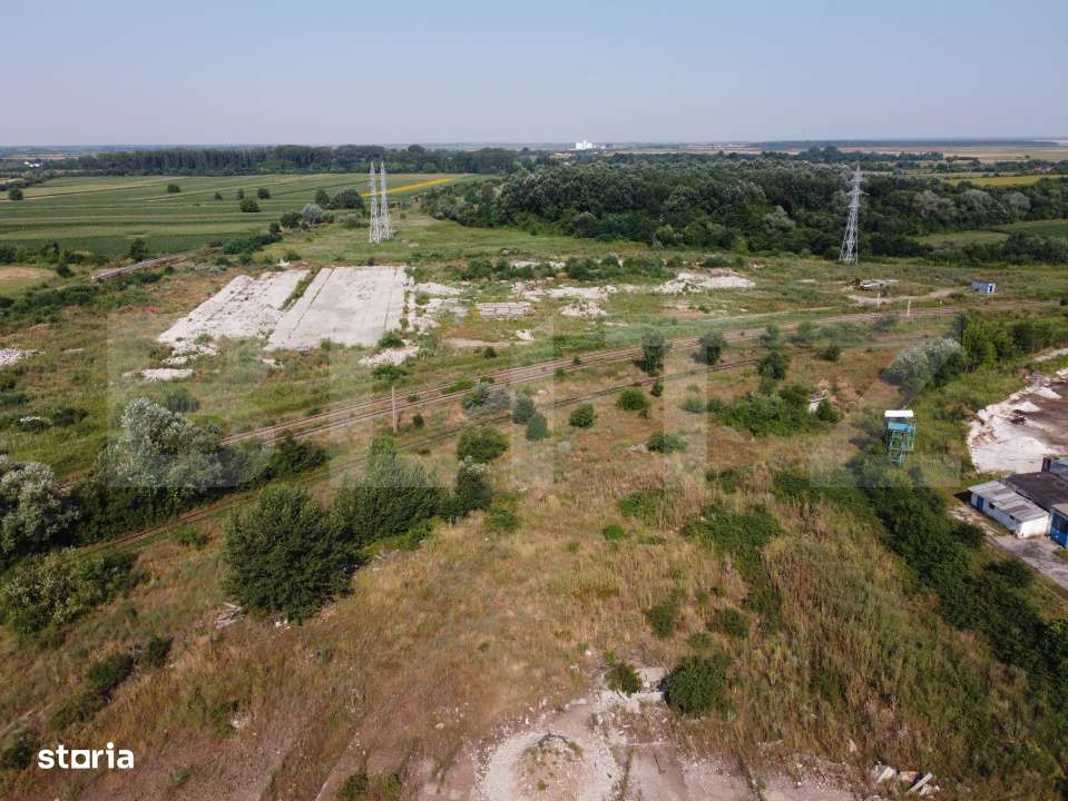 Teren intravilan, de vanzare, 28.760 mp, zona industriala Titu - Imagine principală: 4/12
