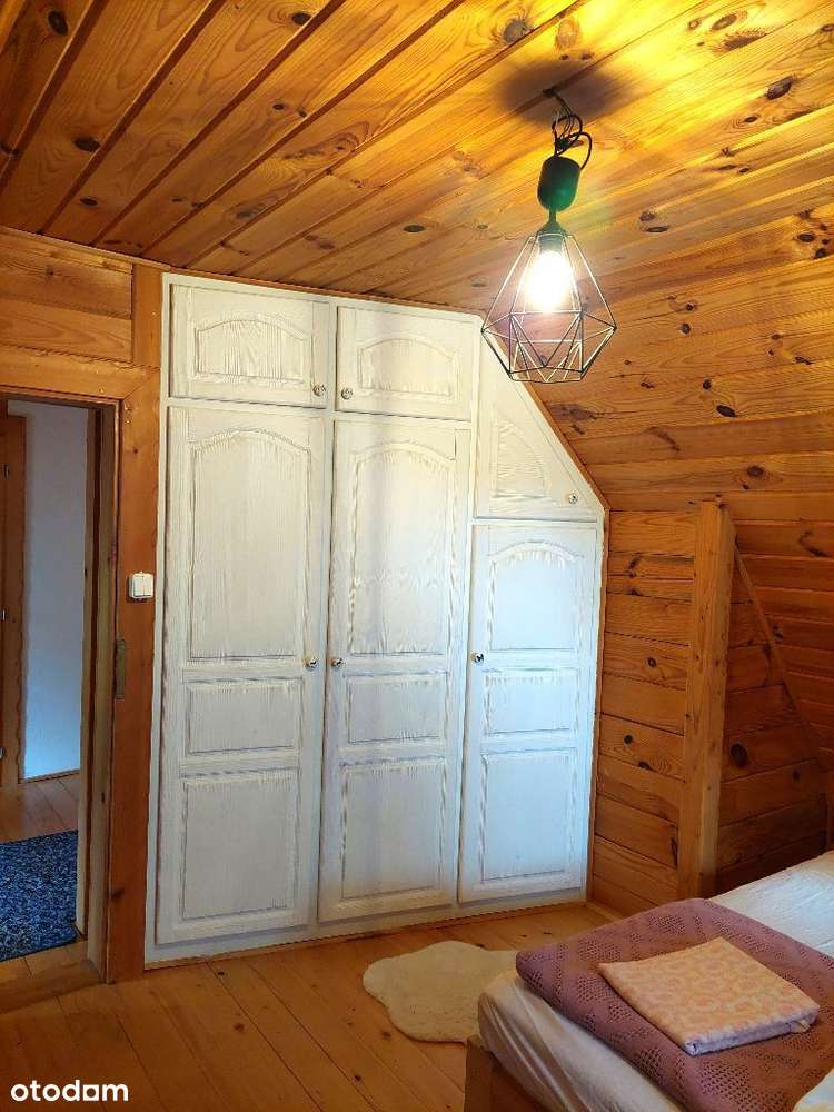 Przestronny dom z garażem i kominkiem w Baligrodzie-13