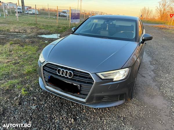 Audi A3 1.6 TDI Sportback - 1