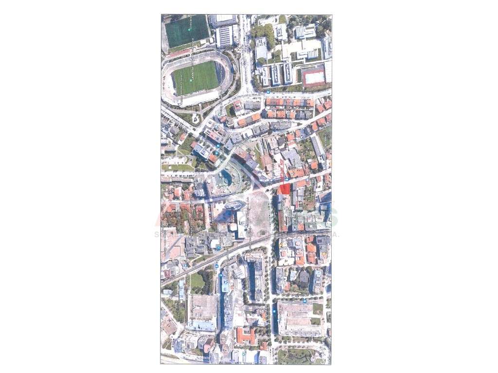 Loja no centro da Maia para arrendamento - alvará para restauração - Grande imagem: 2/2