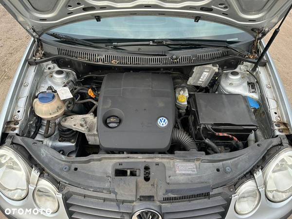 Volkswagen Polo 1.2 12V Comfortline - 11