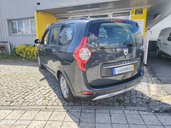 Dacia Lodgy 1.3 TCe Stepway 7L - 7