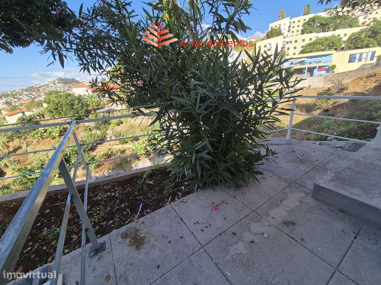 Andar Moradia T0 São Roque - Grande imagem: 5/9