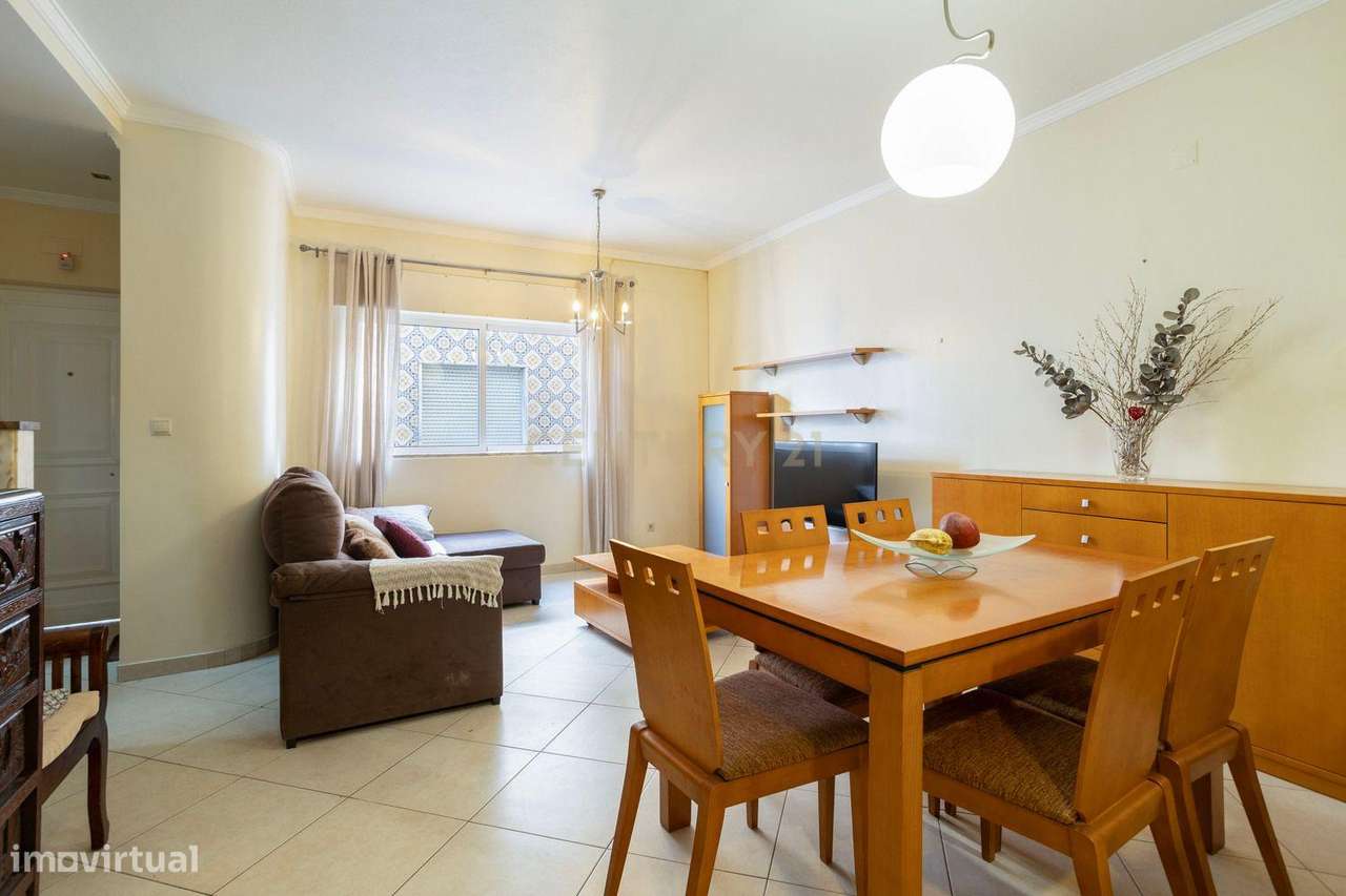 Moradia com duas utilizaçoes independentes - Santa Luzia - Grande imagem: 4/25