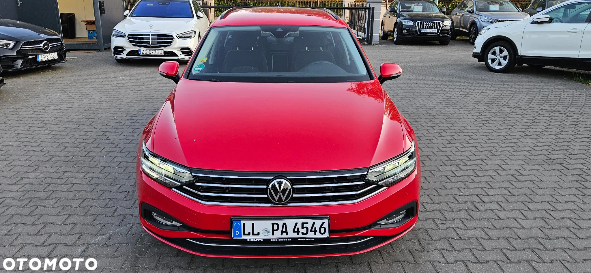 Volkswagen Passat Variant 2.0 TDI SCR DSG - 11