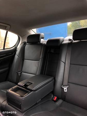 Lexus GS 300h Luxury Line - 31