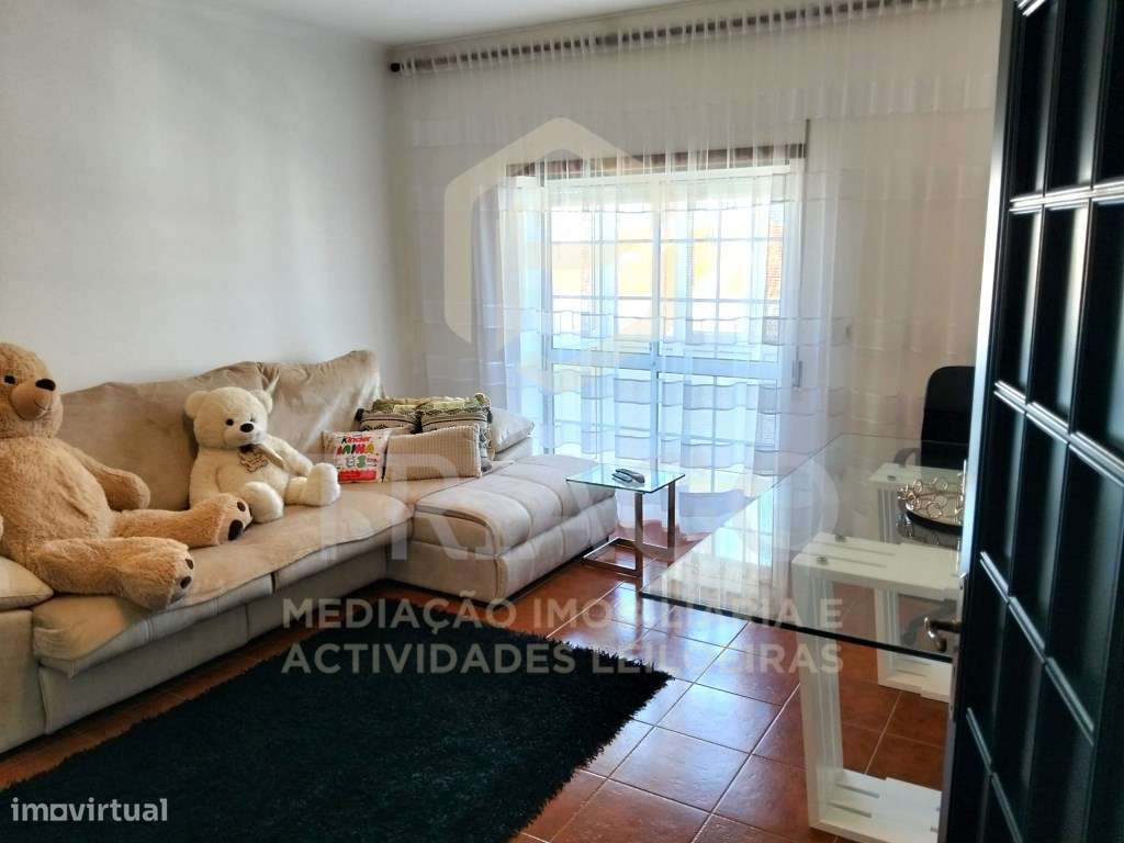 Apartamento T3 com Varanda e 2 Marquises com Excelente área - Exclu...-10