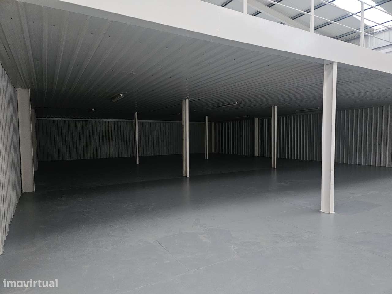 Armazém no Entroncamento – Carreiro da Areia - Grande imagem: 5/7