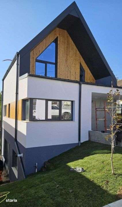 Duplex modern, 4 camere, 140 mp, 242 mp teren, parcare, zona Corneliu - Imagine principală: 4/8