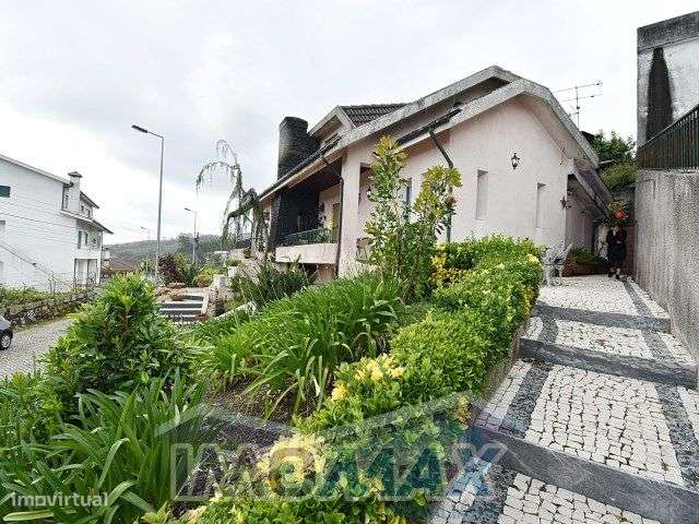 Moradia T3 - Lordelo, Paredes-17