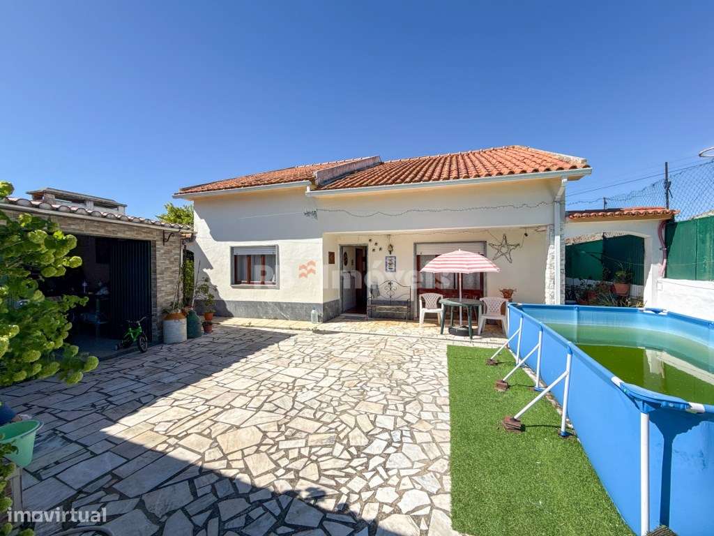 Moradia Terrea T3 C Garagem E Jardim Em Sao Miguel Do Rio Torto