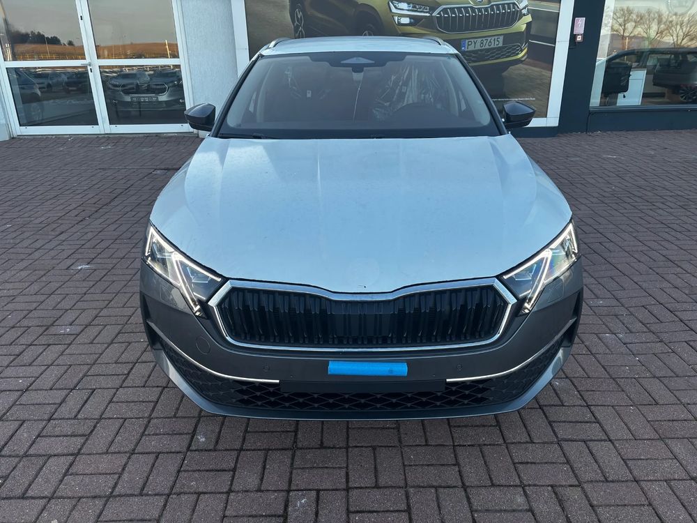 SKODA OCTAVIA Octavia COMBI Edition 130 1,5 TSI m-HEV 110 kW 7- biegowa DSG