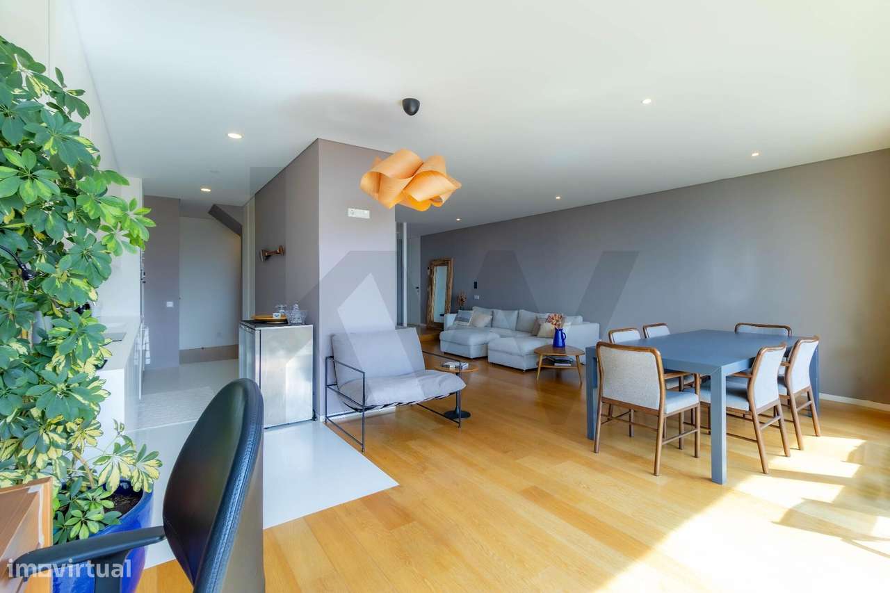 Apartamento T3 Duplex com Vista Mar Direta, 3 Suítes, 173 m2 úteis  Co - Grande imagem: 4/60