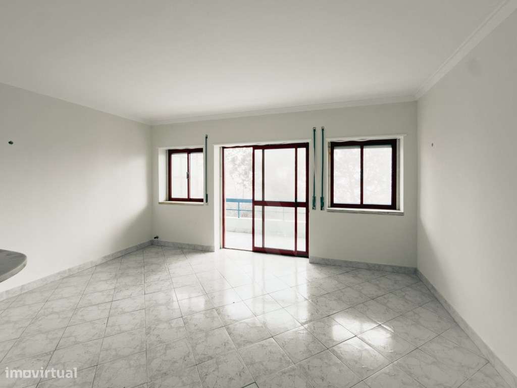 Apartamento T1 com Vista Mar no Magoito - Grande imagem: 3/29