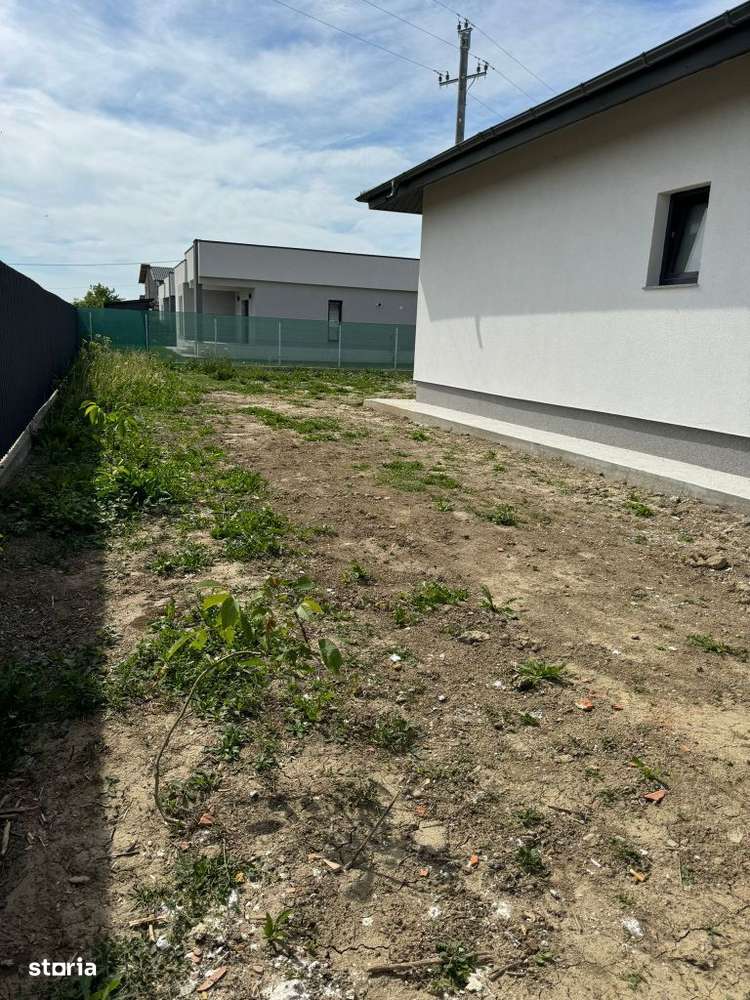 Vand Casa Nou Parter Serbanesti , la 10 min de centru . - Imagine principală: 4/18