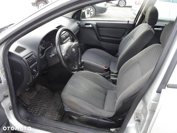 Opel Astra II 1.7 DTI NJoy - 15