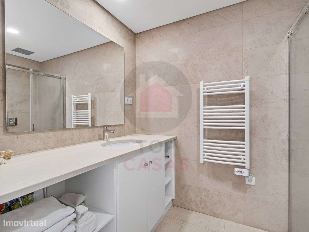 Propriedade contemporânea que combina privacidade, arquitetura e na...-47