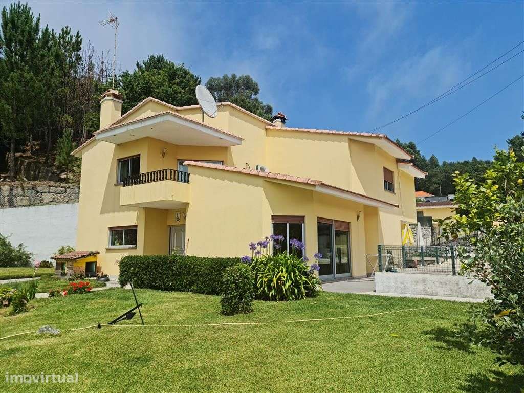 Moradia isolada T5+1, Areosa, Viana do Castelo. - Grande imagem: 2/16