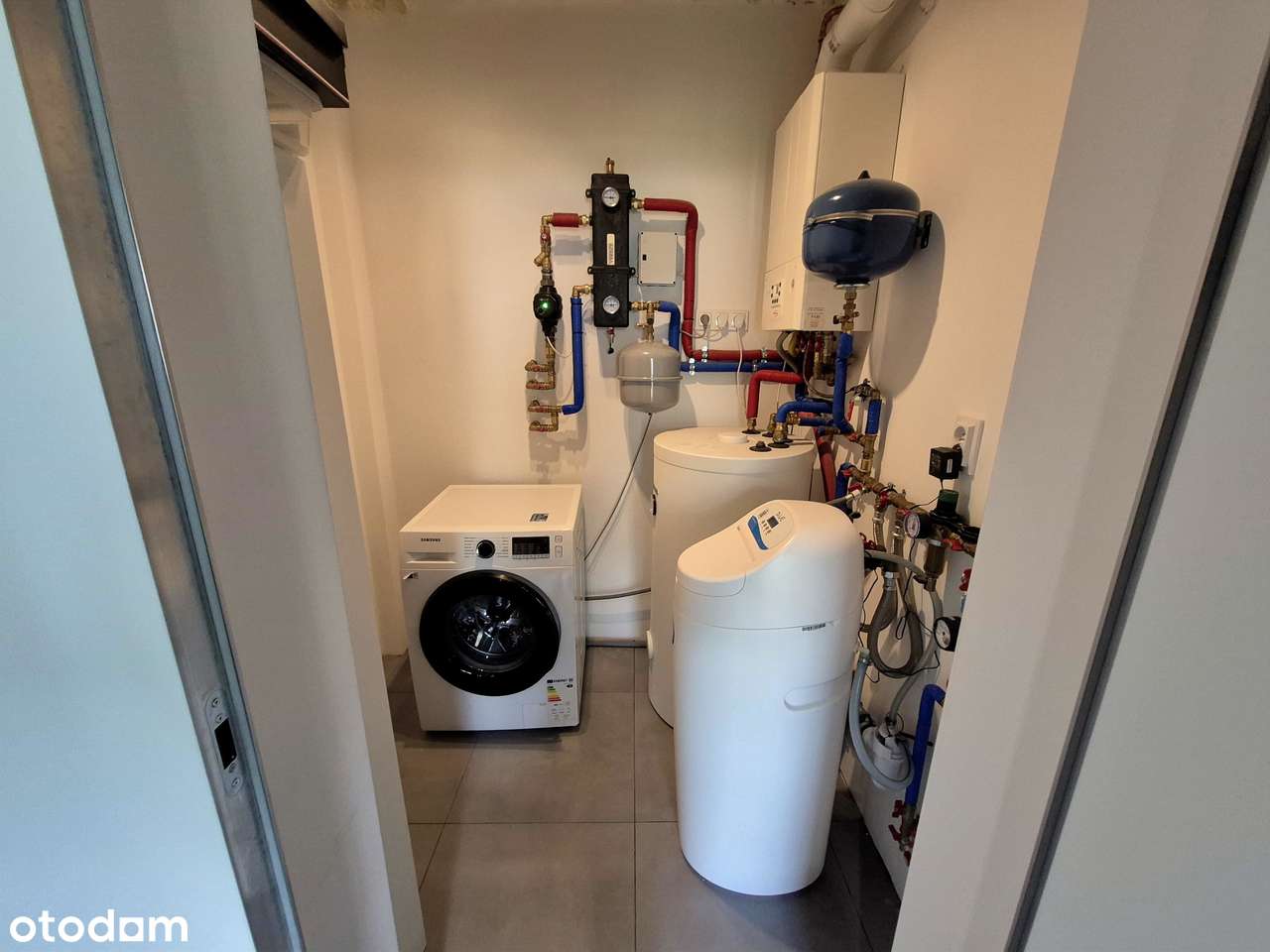 Przestronny i funkcjonalny dom z potencjałem – Dąbrówka Tczewska-19