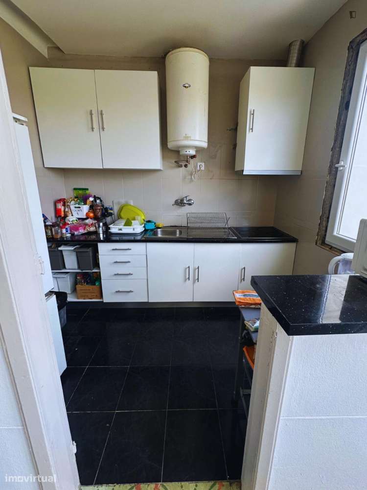 Quarto - localizado em Cedofeita Porto - Grande imagem: 5/28