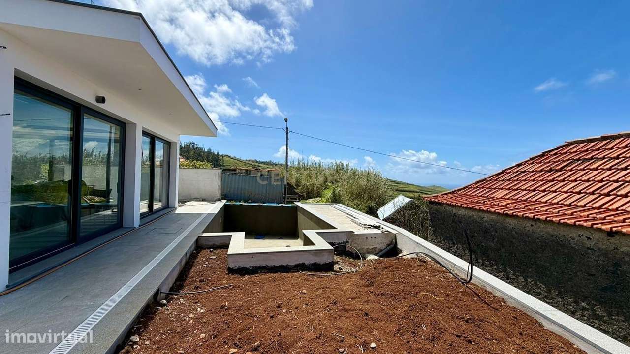 Moradia de Luxo em Ponta do Pargo, Vista Mar – 3 Quartos-19