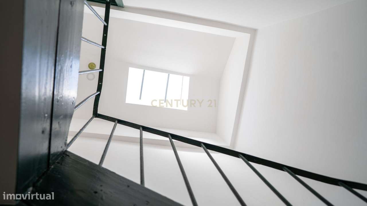 Apartamento T2 no Bairro Alto-12