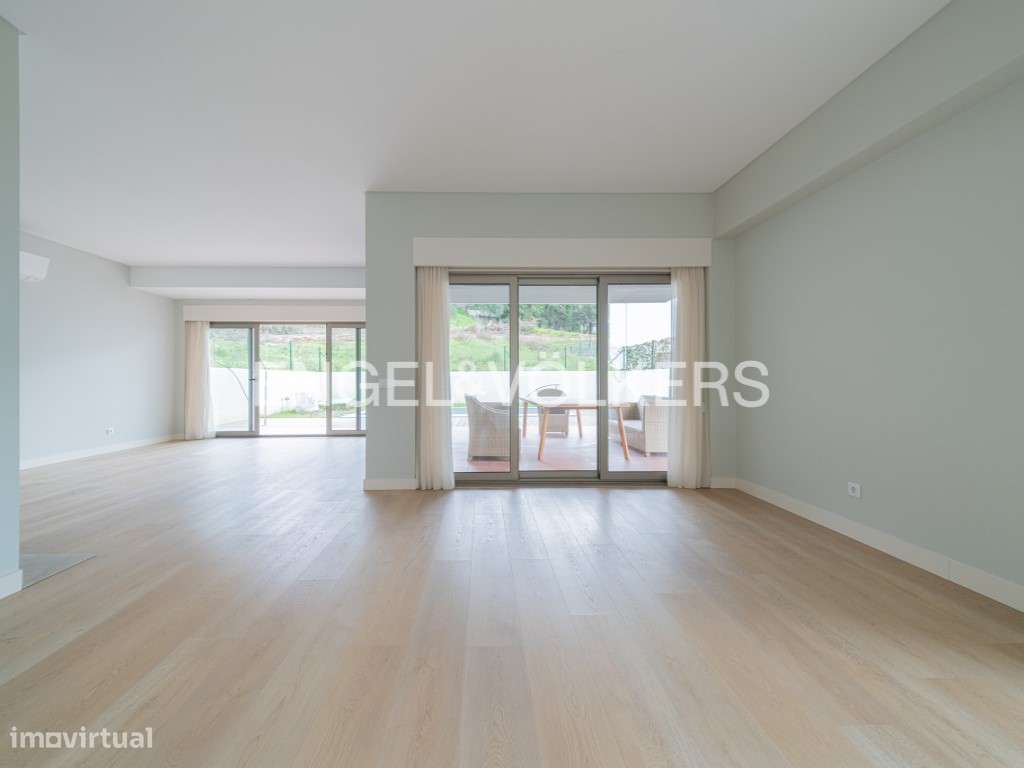 Investimento Turistico - T4 de luxo com piscina privativa - Grande imagem: 3/43