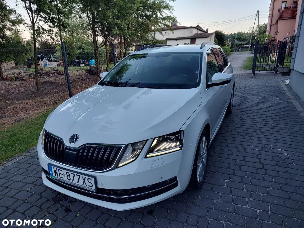 Skoda Octavia 2.0 TDI Style DSG - 3