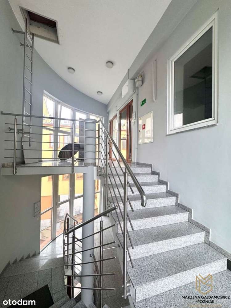 Lokal ścisłe centrum przy Sądzie-6