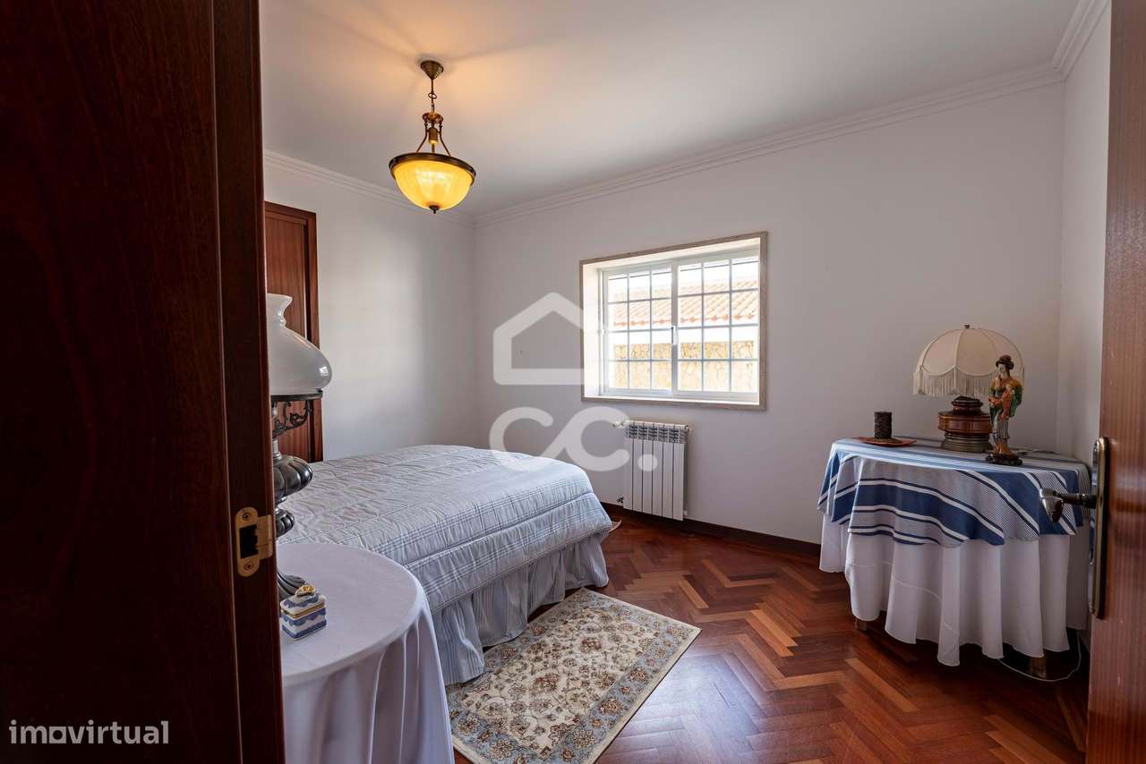 Moradia T4+3 de Prestígio em Vila Nova – Cadaval-26