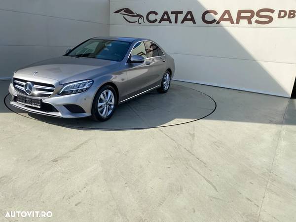 Mercedes-Benz C 220 d T 9G-TRONIC Avantgarde - 4