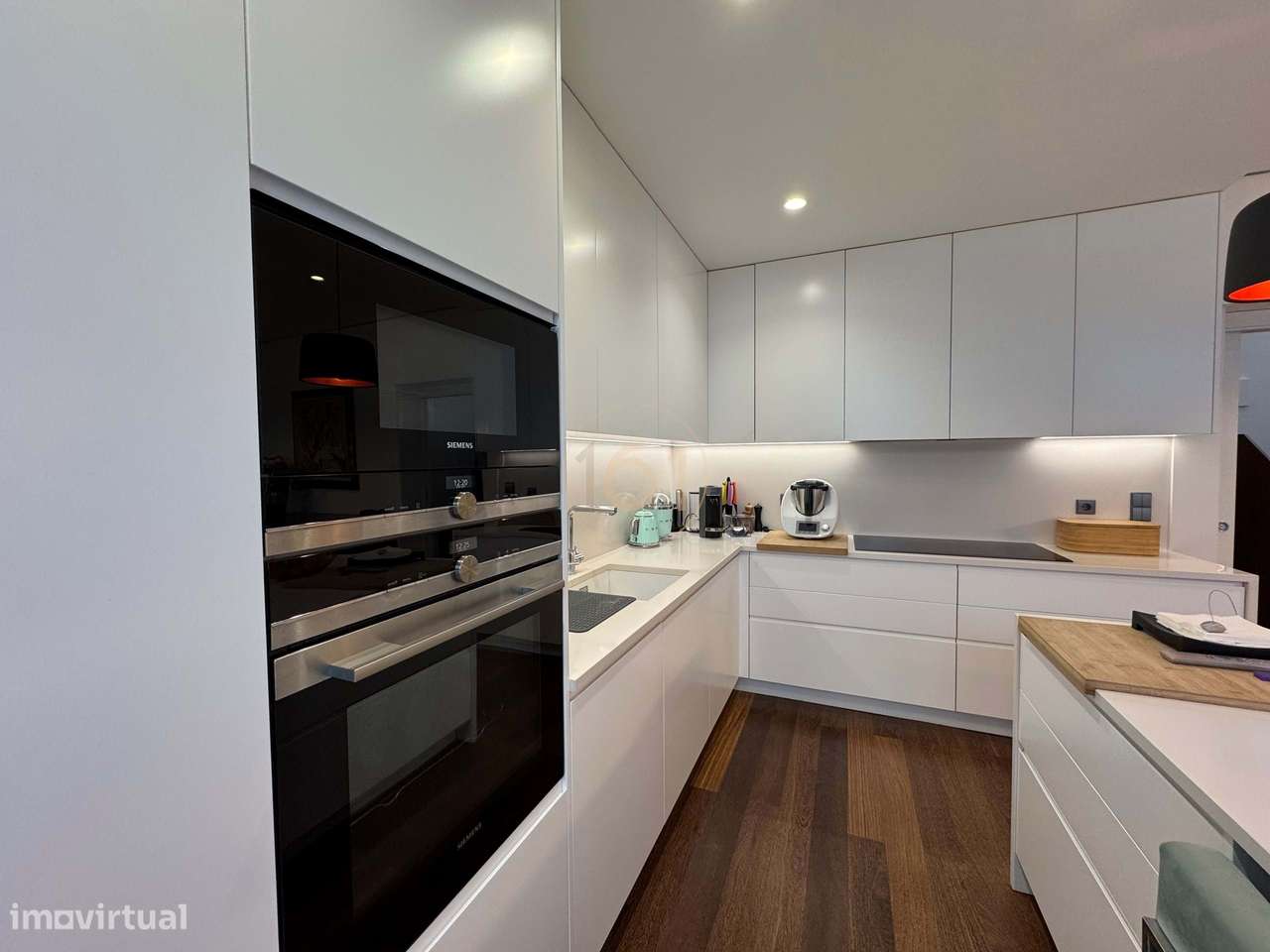 Moradia T3 para venda com logradouro em Lordelo do Ouro - Grande imagem: 5/31