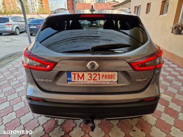 Nissan Qashqai 1.6 DCi Xtronic 360 - 11