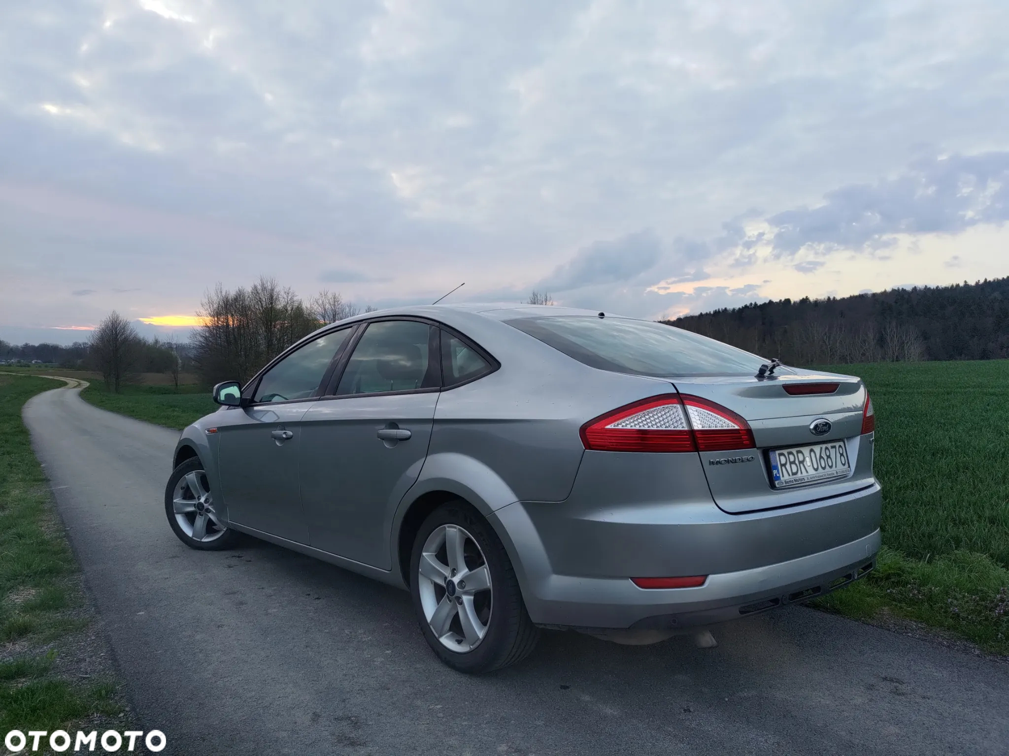 Ford Mondeo - 8