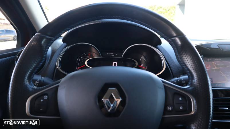 Renault Clio Sport Tourer 0.9 TCe GT Line - 28