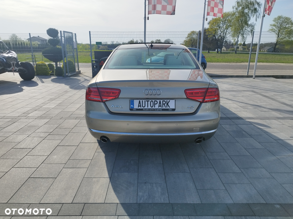 Audi A8 4.2 FSI L Quattro - 13