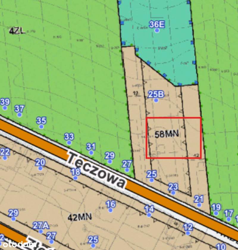 Działka budowlana przy lesie z małym domkiem. Ogrodzona, uzbrojona - Pełny obrazek: 4/7