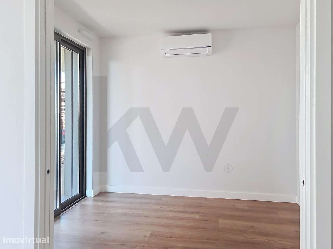 Apartamento T2+1 de 121,9 m2  área bruta com Estacionamento e Arrecada - Grande imagem: 5/22