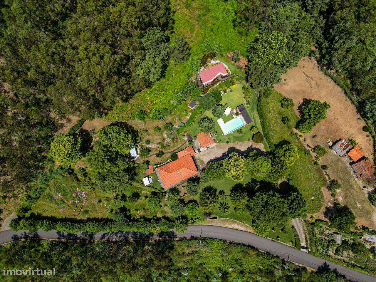 Magnífica Propriedade em Vila Verde com 6783m² por 600.000€ - Grande imagem: 4/58