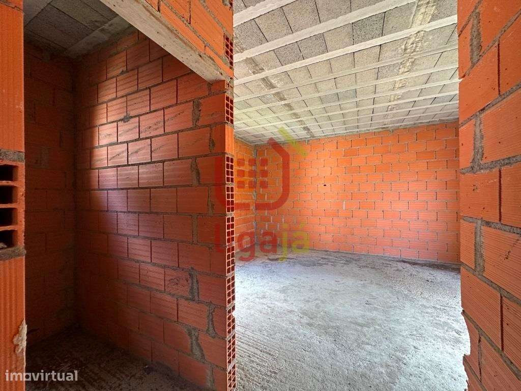 Moradia T6 em construção!-32