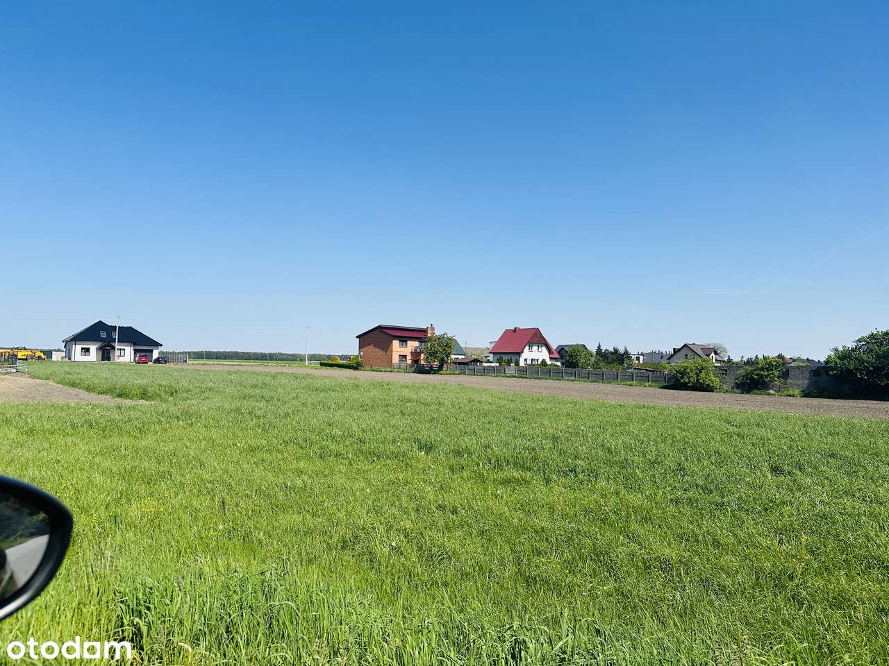 Działka Budowlana przy Drodze Asfaltowej-9