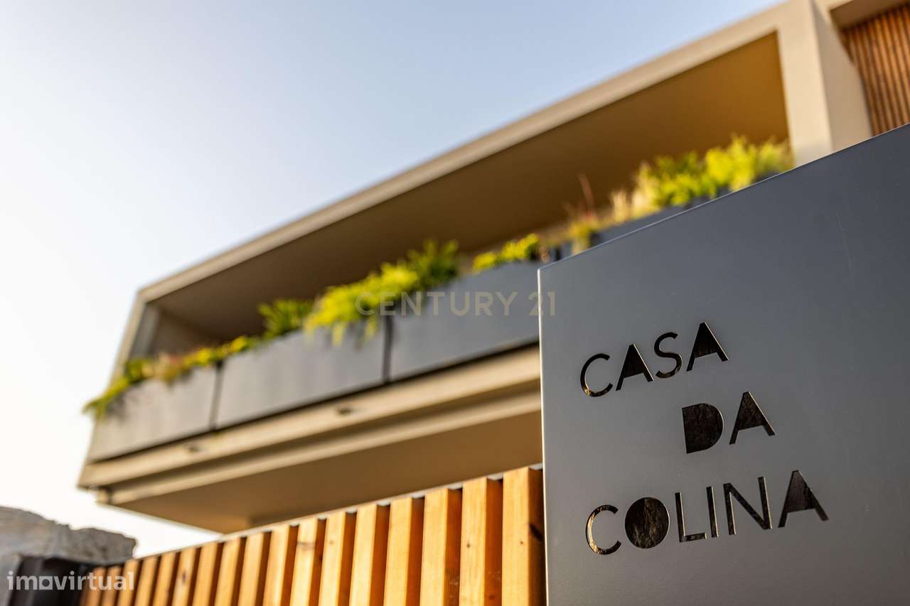 Moradia T4 + T0 Independente — Alto da Parede, Cascais-8