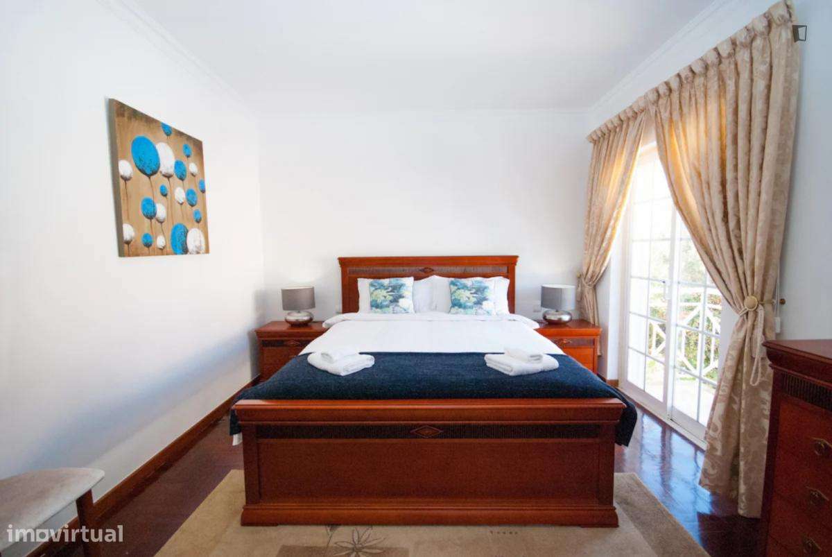 Quarto - localizado em Cascais Lisbon - Grande imagem: 2/10