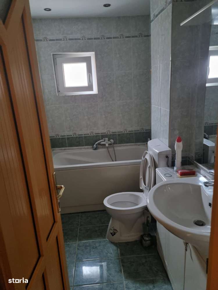 Apartament 3 camere / Zona Zavoi / Vedere Olanesti / - Imagine principală: 4/14